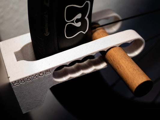 Fahrrad Wandhalterung vertikal montiert - platzsparende Aufbewahrung